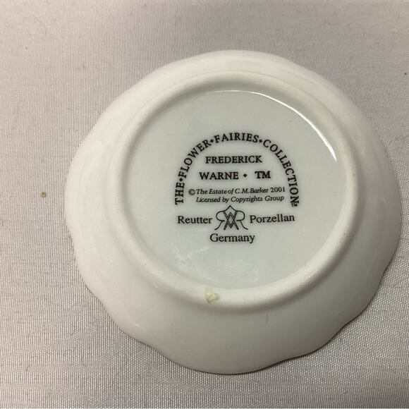 Flower Fairies Dollhouse Coffee Set, 2001 - Picture 6 of 6